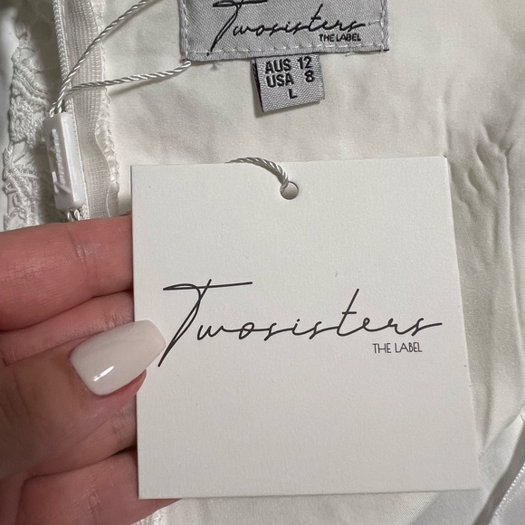 Two Sisters Lauren Bodysuit NWT - Picture 7 of 8